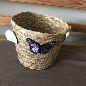 Decorated woven baskets